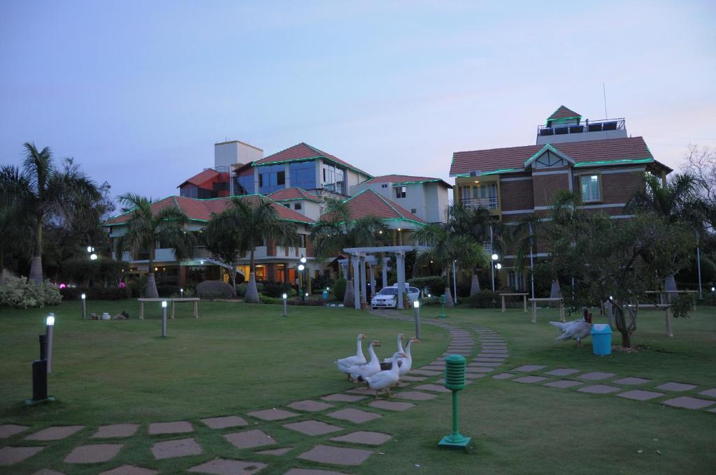 Hotel Le Ruchi The Prince Mysore Extérieur photo