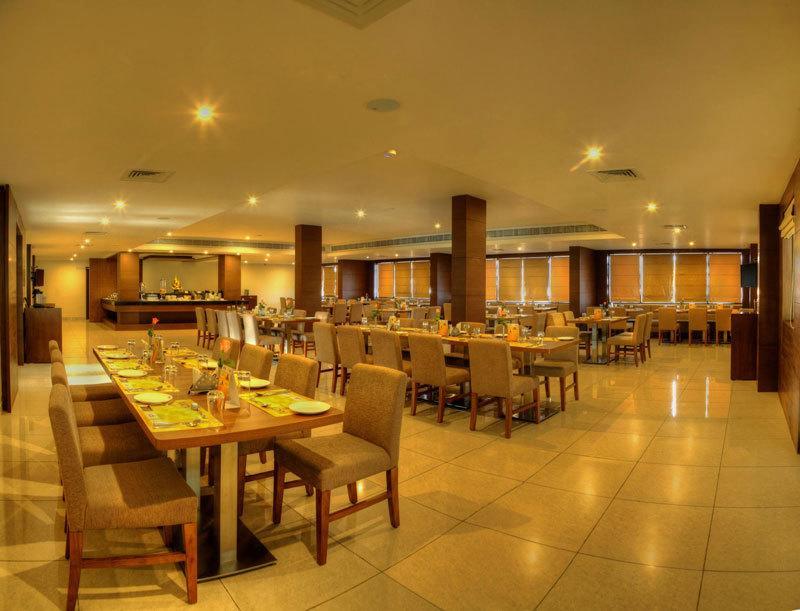 Hotel Le Ruchi The Prince Mysore Extérieur photo